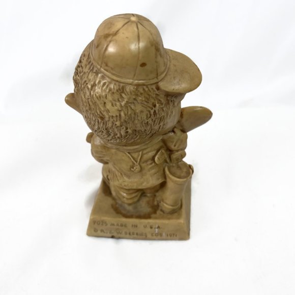 1971 W. & R Berries Figurine #9025 World's Greatest Athlete - Picture 4 of 6